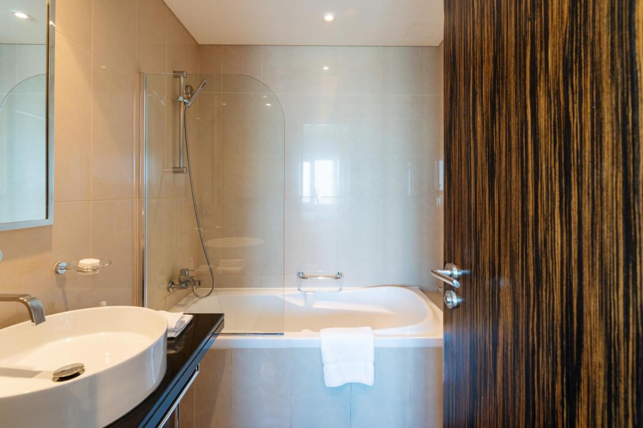 Royal Club By Rvhr, Bonnington Residential Tower - Jlt Appartement Dubai